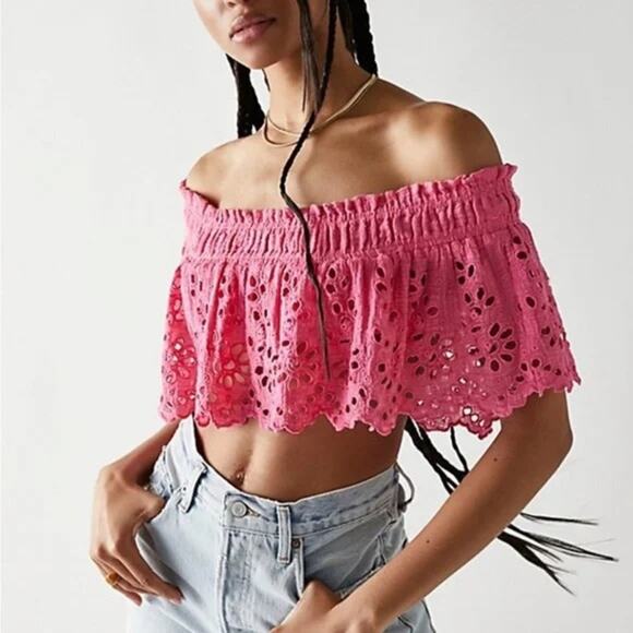 Free People One Perla Pink Eyelet Off Shoulder Blouse Crop Top XS NWOT - Picture 3 of 12